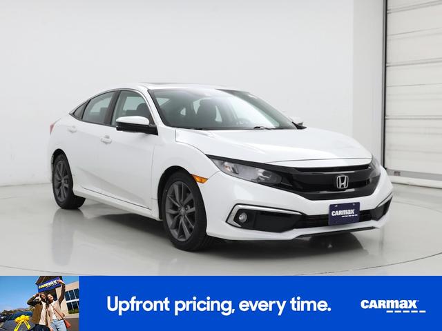 Photo of 2021 White Honda Civic