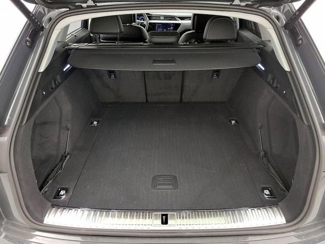 Photo of 2024 Gray Audi Q8 e-tron