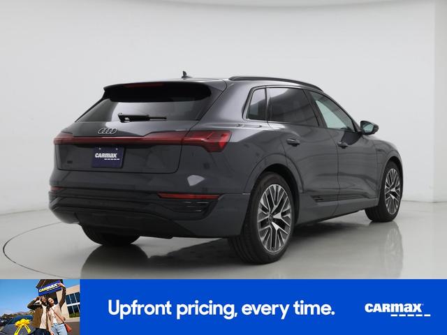 Photo of 2024 Gray Audi Q8 e-tron