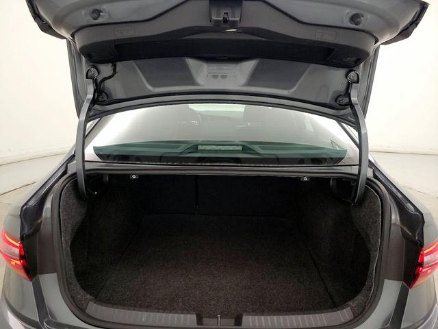 Photo of 2019 Gray Volkswagen Jetta