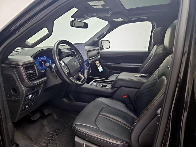 Photo of 2022 Black Ford Expedition Max