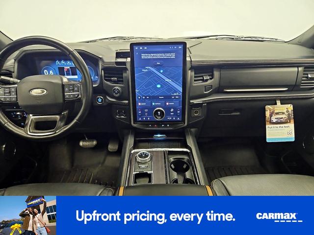 Photo of 2022 Black Ford Expedition Max