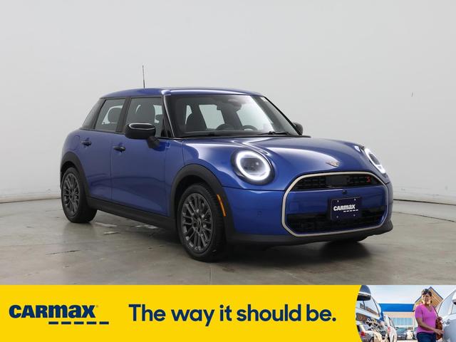 Photo of 2025 Blue MINI Hardtop