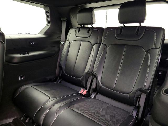 Photo of 2021 White Jeep Grand Cherokee L