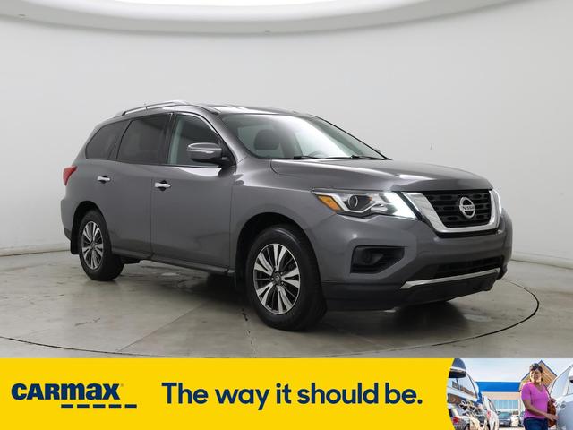 2017 Nissan Pathfinder