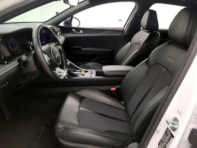 Photo of 2022 White Kia K5