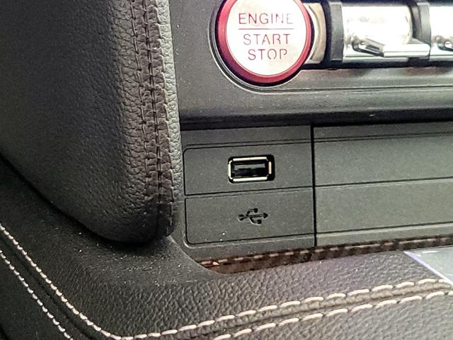 Photo of 2020 Gray Ford Mustang