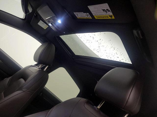 Photo of 2022 Black Mazda CX-5