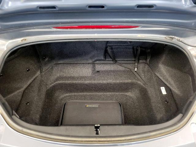 Photo of 2022 Gray Mazda MX-5 Miata