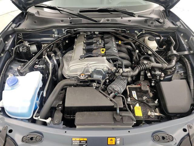 Photo of 2022 Gray Mazda MX-5 Miata