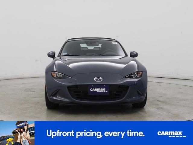 Photo of 2022 Gray Mazda MX-5 Miata