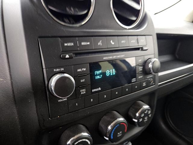 Photo of 2016 Black Jeep Patriot