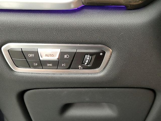 Photo of 2022 Gray BMW X6