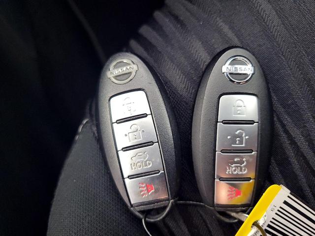 Photo of 2019 White Nissan Sentra