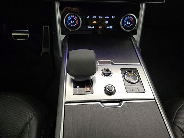 Photo of 2023 Black Land Rover Range Rover