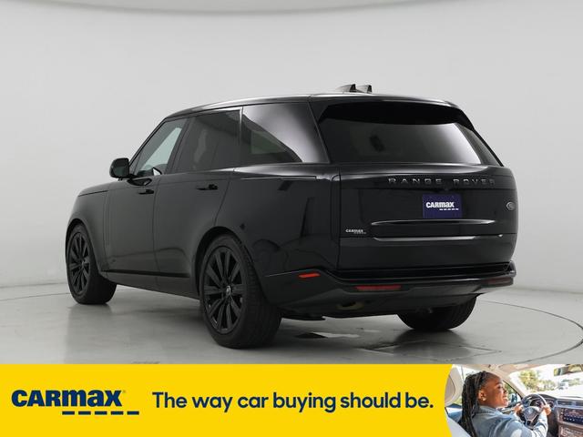 Photo of 2023 Black Land Rover Range Rover