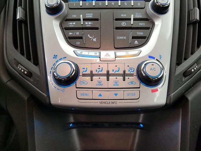 Photo of 2015 Black Chevrolet Equinox