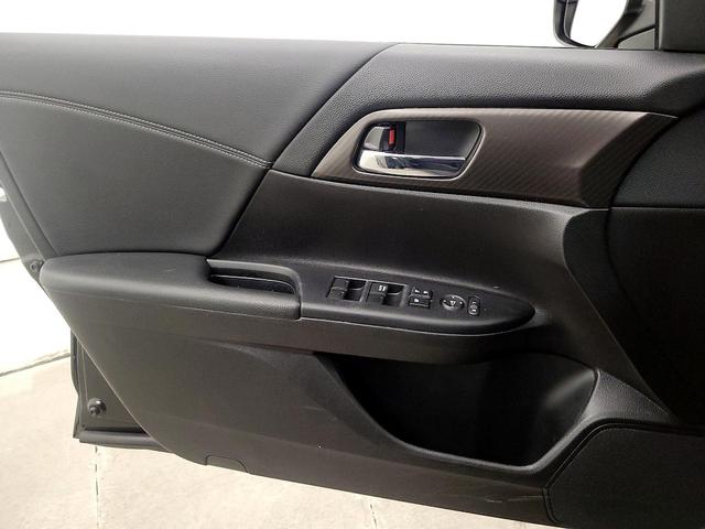 Photo of 2017 Black Honda Accord