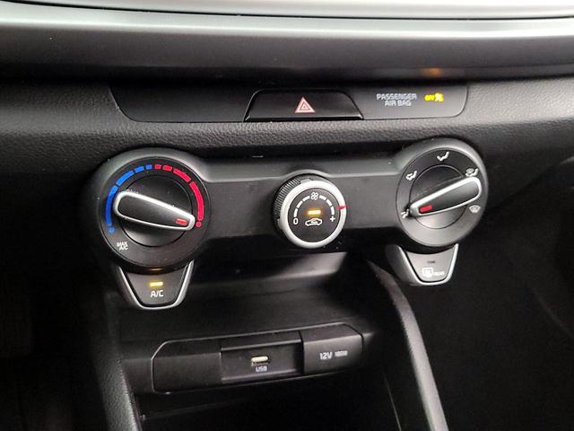 Photo of 2021 Blue Kia Rio