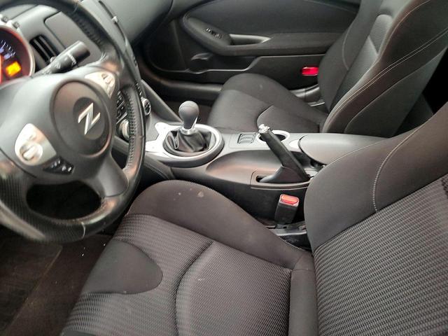 Photo of 2016 Gray Nissan 370Z