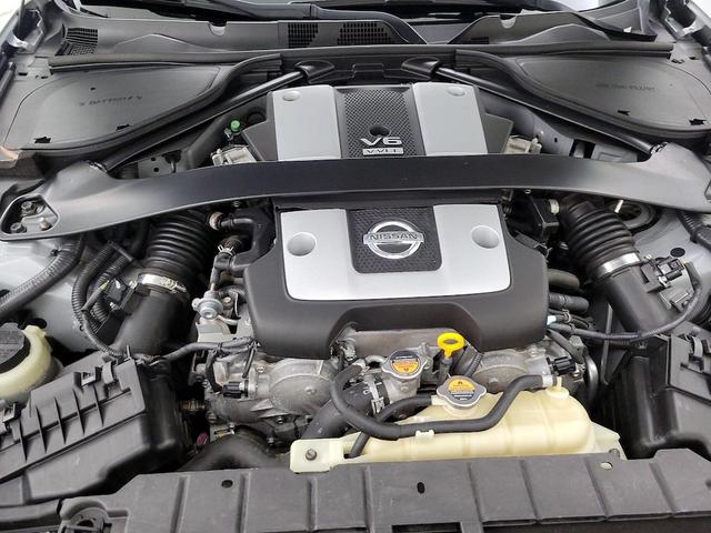 Photo of 2016 Gray Nissan 370Z