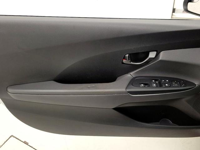 Photo of 2020 White Hyundai Veloster N