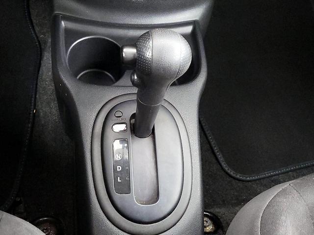 Photo of 2016 Silver Nissan Versa
