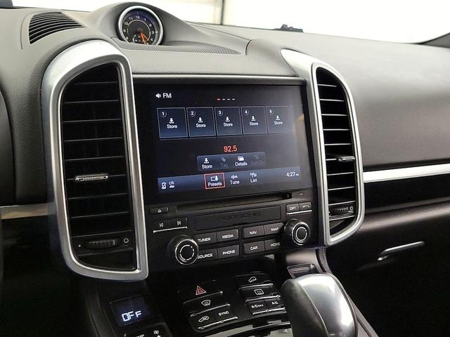 Photo of 2018 Black Porsche Cayenne