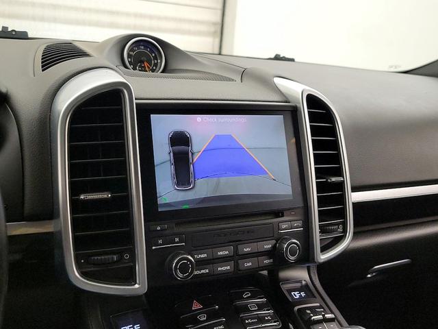 Photo of 2018 Black Porsche Cayenne