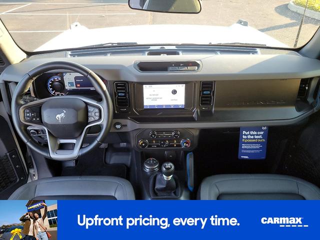 Photo of 2023 White Ford Bronco