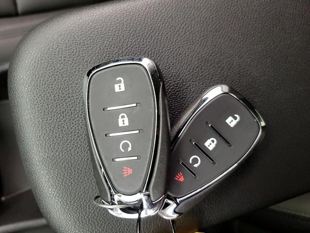 Photo of 2025 Gray Chevrolet Trax