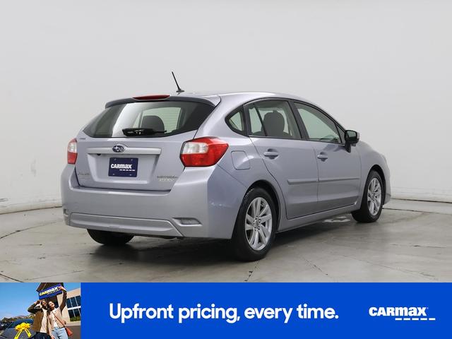 Photo of 2016 Silver Subaru Impreza