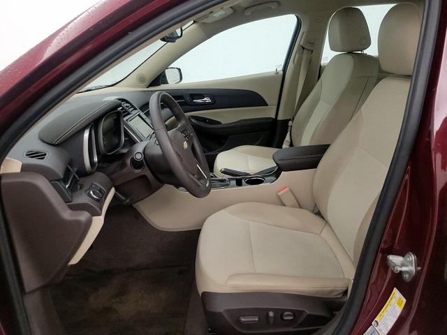 Photo of 2015 Burgundy Chevrolet Malibu