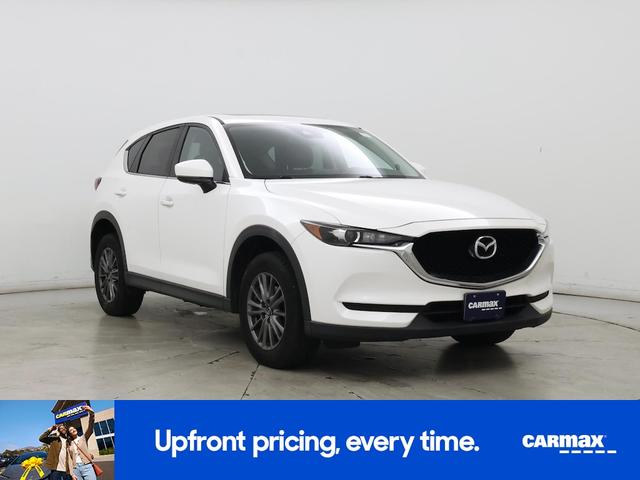 Photo of 2017 White Mazda CX-5