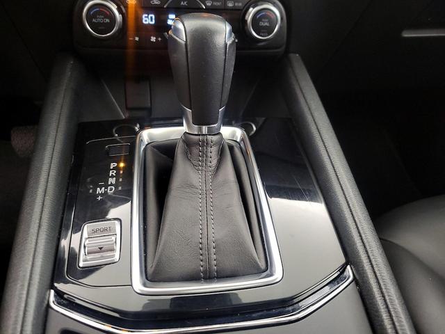 Photo of 2017 White Mazda CX-5