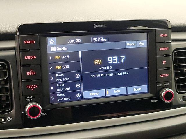Photo of 2019 Silver Kia Rio
