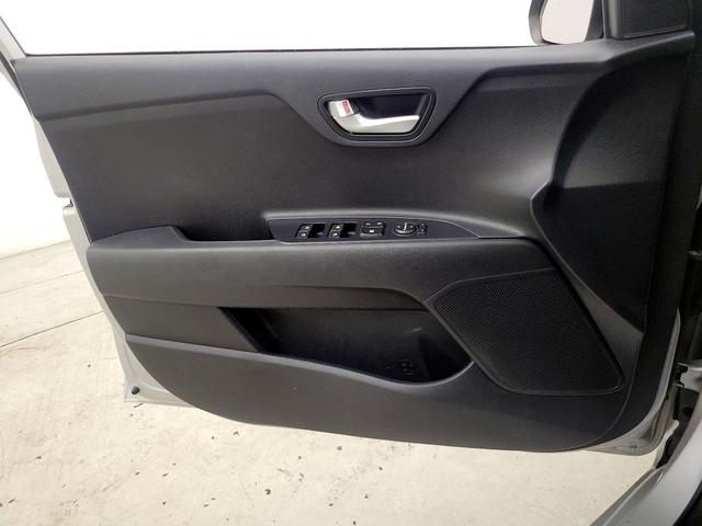 Photo of 2019 Silver Kia Rio