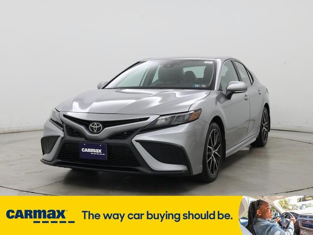 Photo of 2023 Silver Toyota Camry