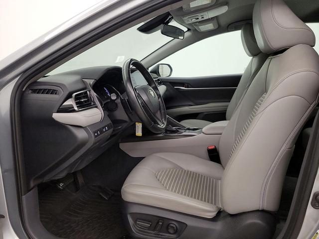 Photo of 2023 Silver Toyota Camry