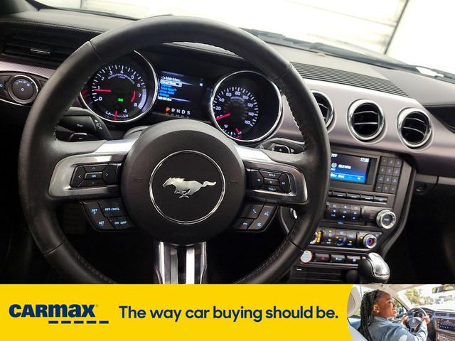 Photo of 2017 Gray Ford Mustang