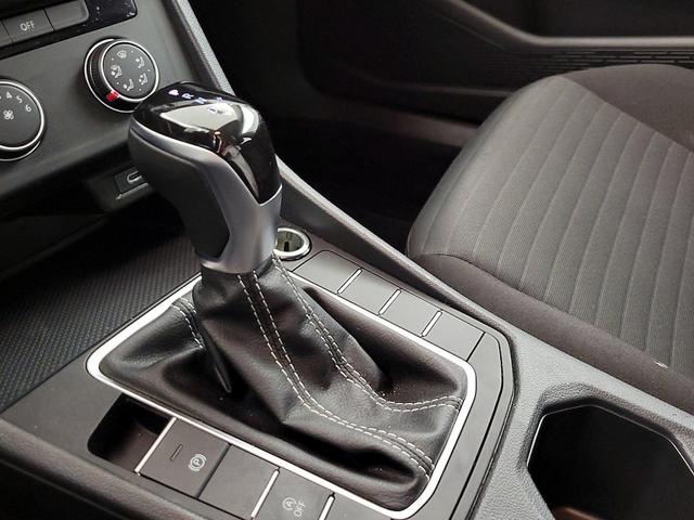 Photo of 2024 Silver Volkswagen Jetta