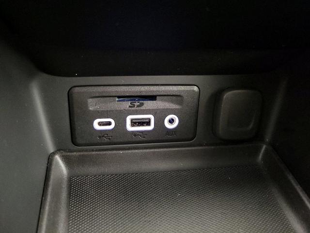 Photo of 2024 White GMC Terrain