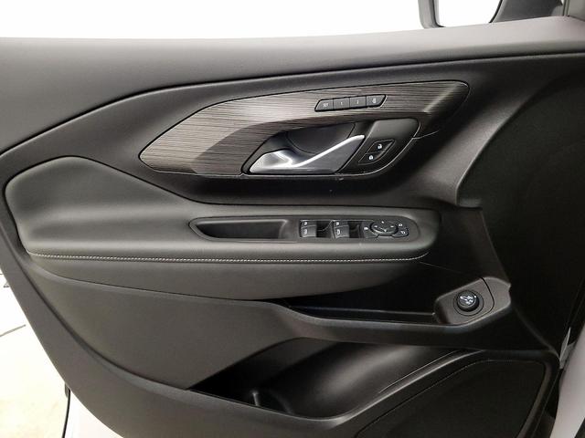 Photo of 2024 White GMC Terrain