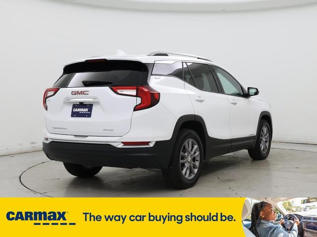 Photo of 2024 White GMC Terrain
