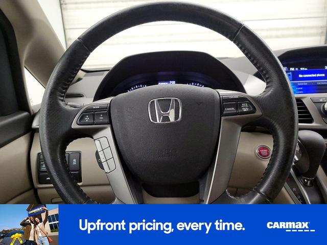 Photo of 2016 Burgundy Honda Odyssey