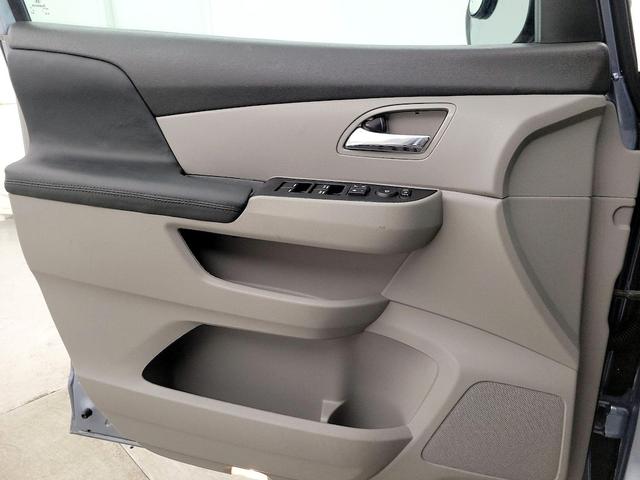 Photo of 2014 Blue Honda Odyssey