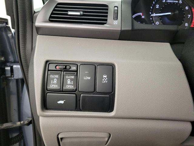 Photo of 2014 Blue Honda Odyssey