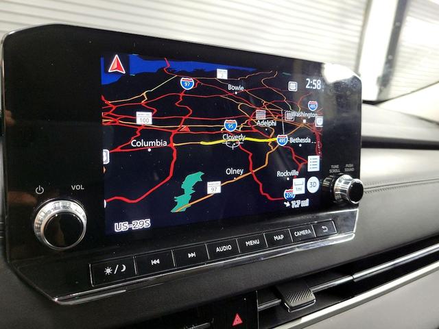 Photo of 2024 Silver Mitsubishi Outlander