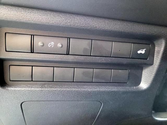 Photo of 2024 Silver Mitsubishi Outlander