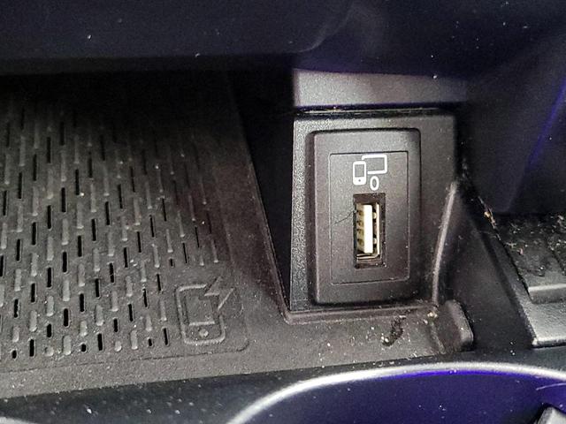 Photo of 2019 Tan Mercedes-Benz C-Class